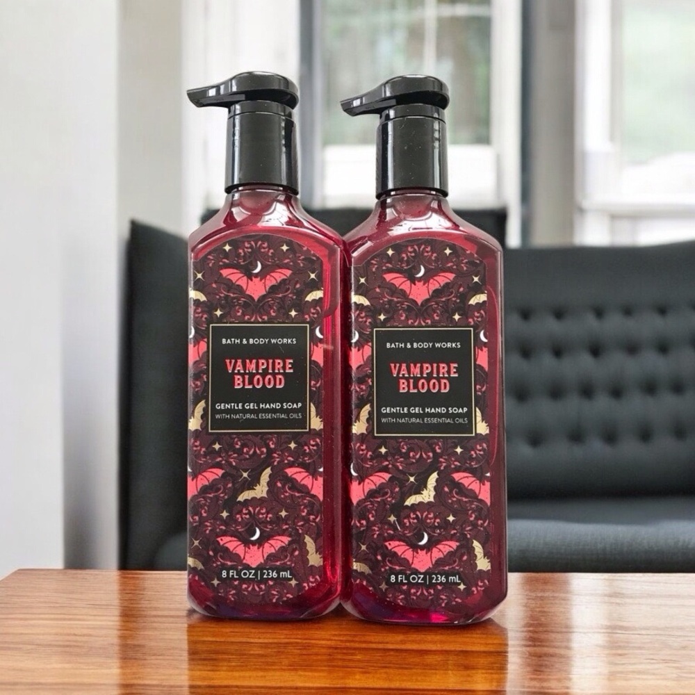 🆕Bath and Body Works Vampires Blood Gel Hand Soap